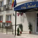 City Hotel Bucharest Готель 2*