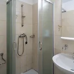 City Hotel Bucharest Готель 2*