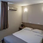 City Hotel Bucharest 2*