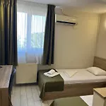 City Hotel Bucharest Hotel 2*