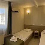Hotell City Hotel Bucharest 2*