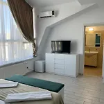 City Hotel Bucharest 2*