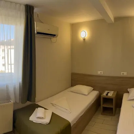 Hotell City Hotel Bucharest 2*