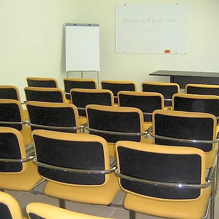 City Hotel Bucharest 2* Bukarest
