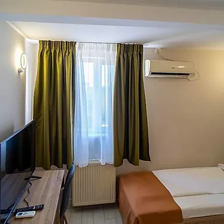 Hotell City Hotel Bucharest 2*