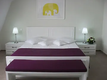 City Hotel Bucharest Hotell 2*