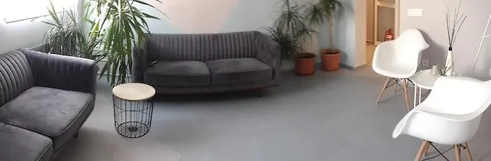 City Hotel Bucharest 2*