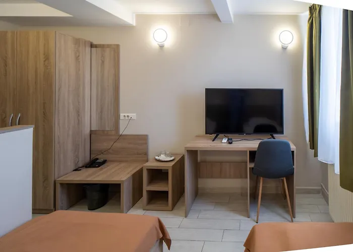 Hotel City Hotel Bucharest 2*