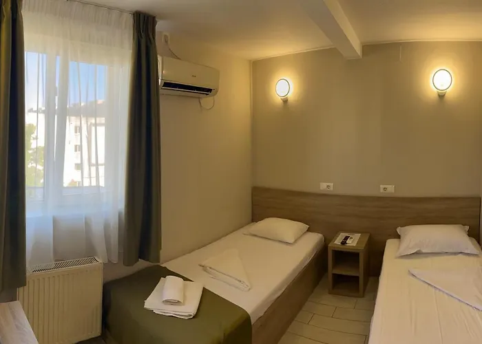 Hotel City Hotel Bucharest 2*