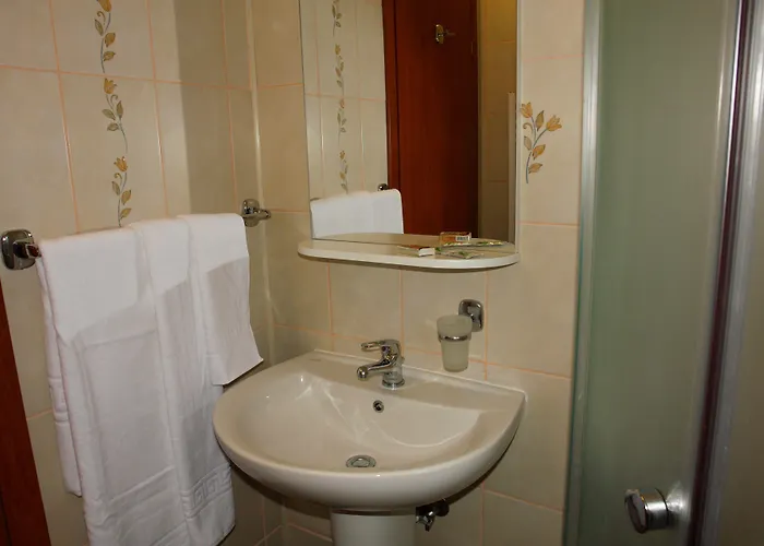 Szálloda City Hotel Bucharest