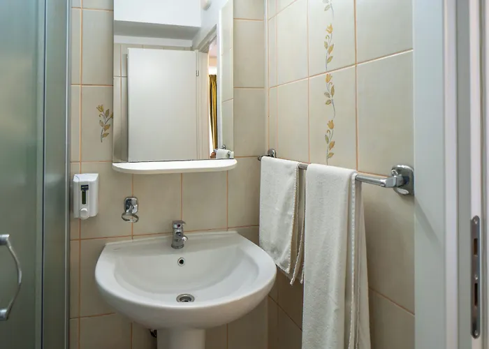 City Hotel Bucharest Hotel