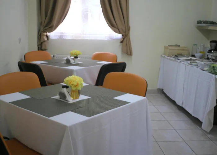 Hotel City Hotel Bucharest 2*