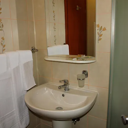 City Hotel Bucharest 2* Bucharest