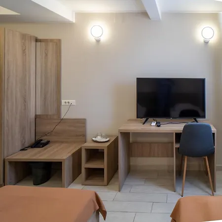 Hotel City Hotel Bucharest 2*