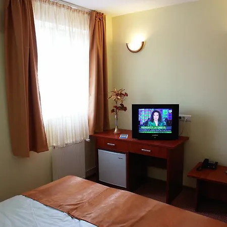 City Hotel Bucharest 2* Bucharest