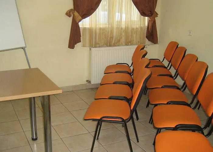 City Hotel Bucharest Hotel Boekarest